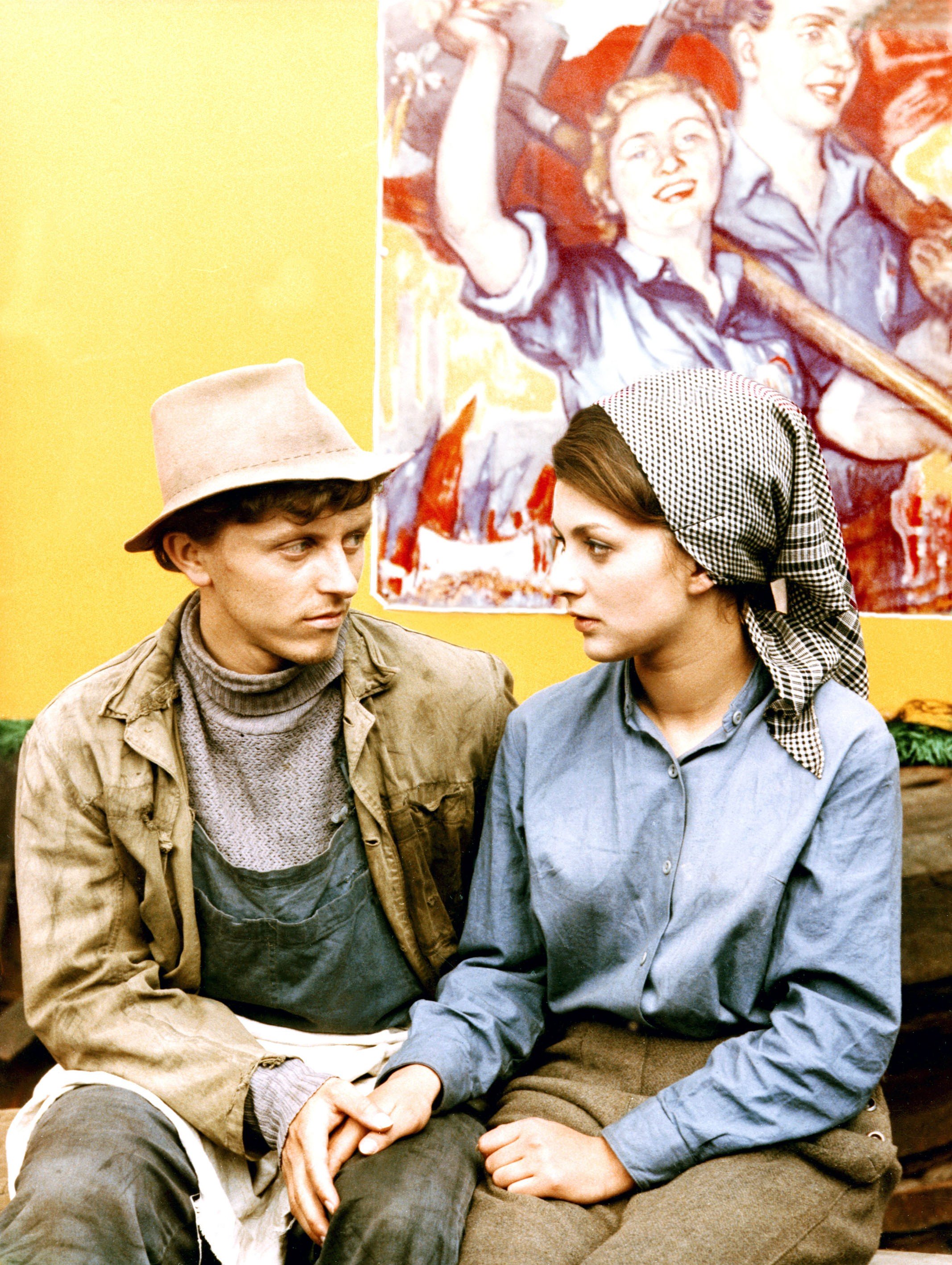 失翼灵雀(1969)的剧照 失翼灵雀(1969)的剧照