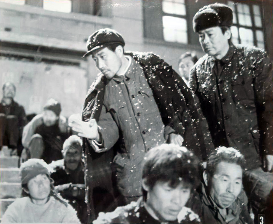 焦裕禄
(1990)的剧照 焦裕禄
(1990)的剧照