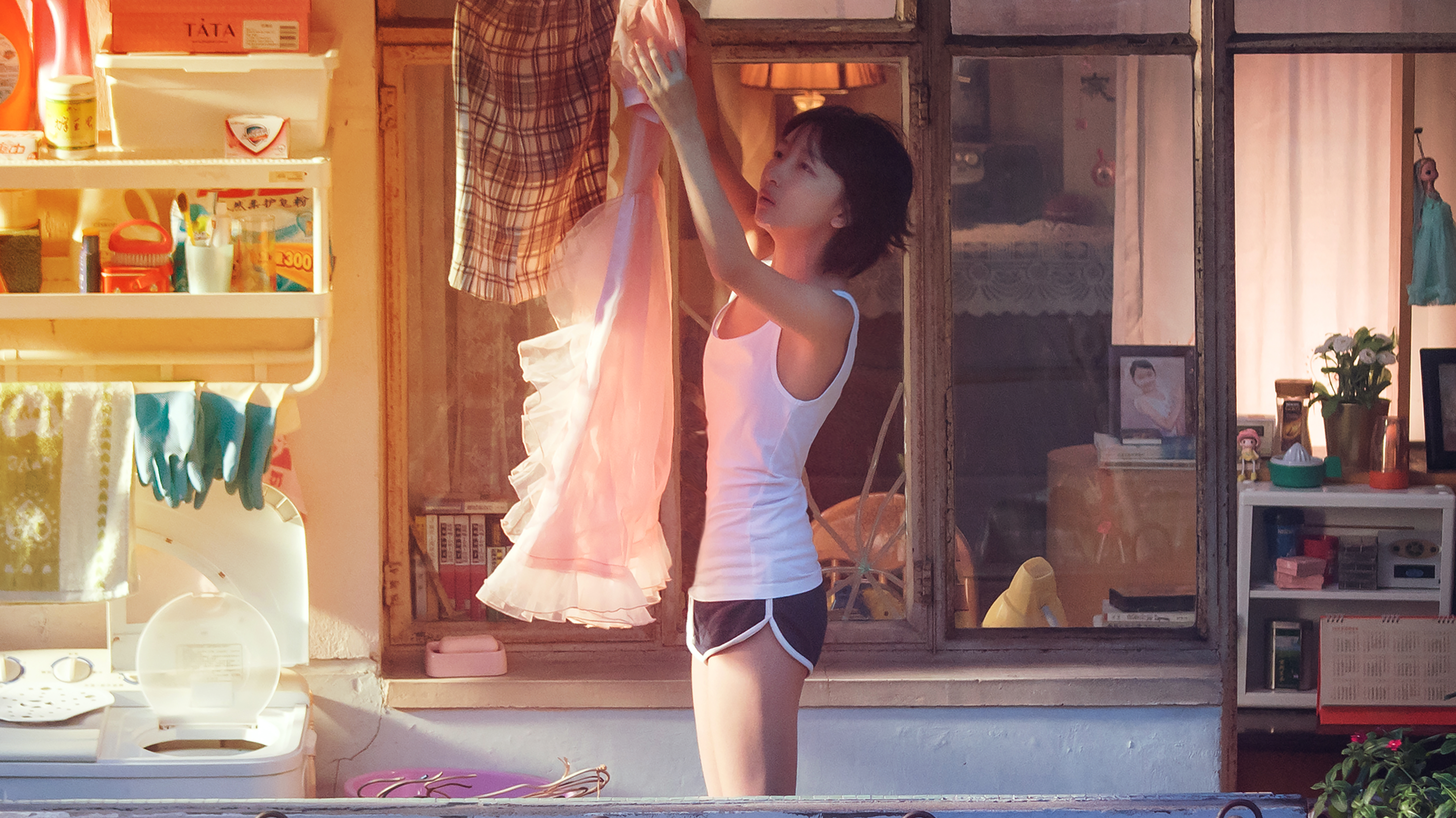 阳台上
(2019)的剧照 阳台上
(2019)的剧照