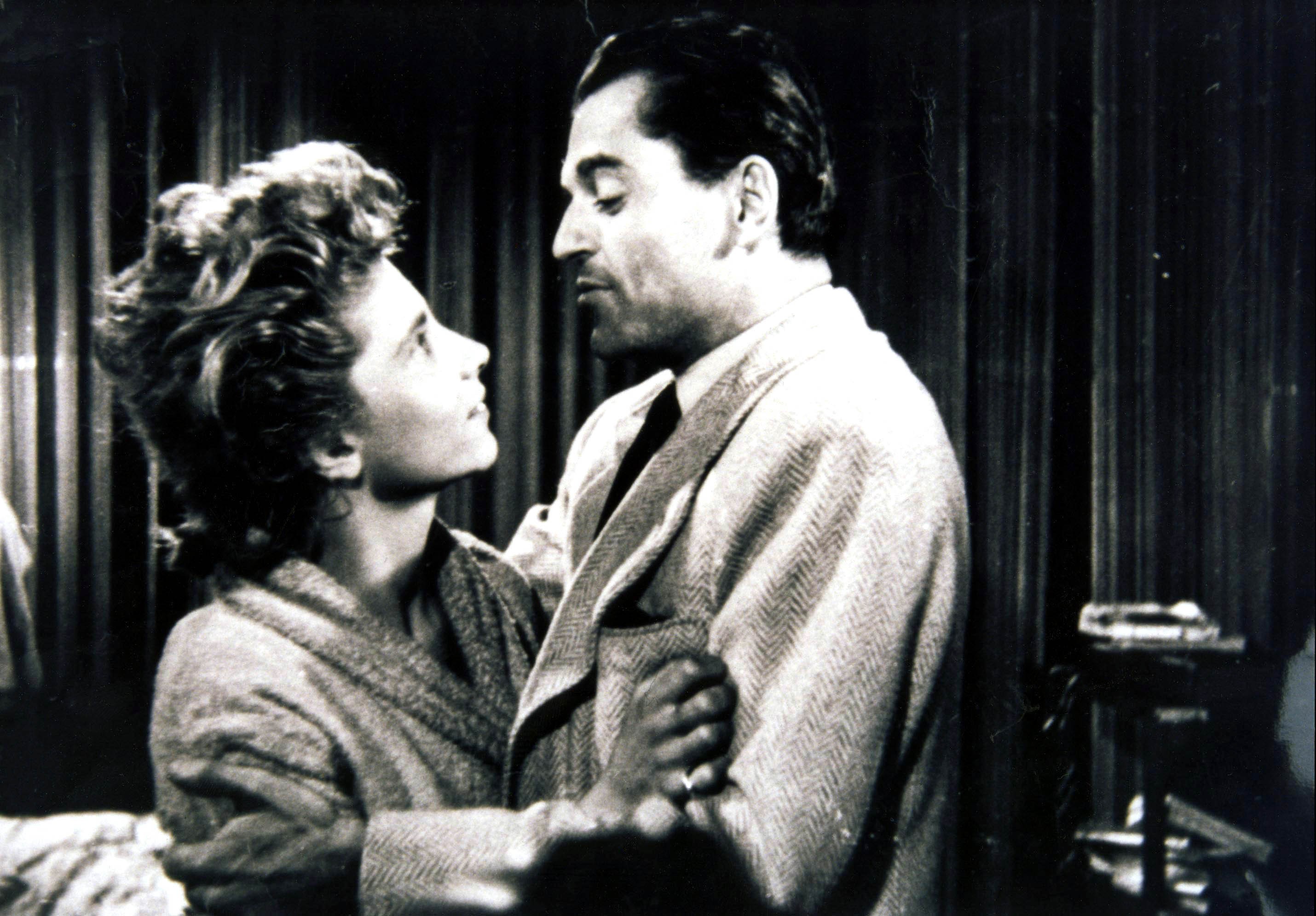 海的沉默(1949)的剧照 海的沉默(1949)的剧照