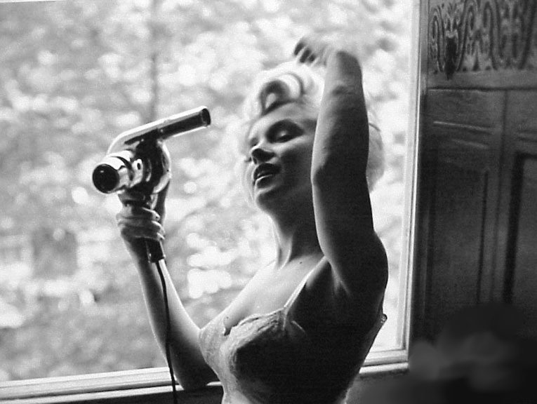 七年之痒(1955)的剧照 七年之痒(1955)的剧照