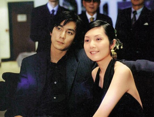 新扎师妹(2002)的剧照 新扎师妹(2002)的剧照