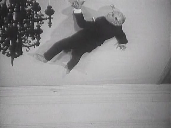 黄金时代(1930)的剧照 黄金时代(1930)的剧照