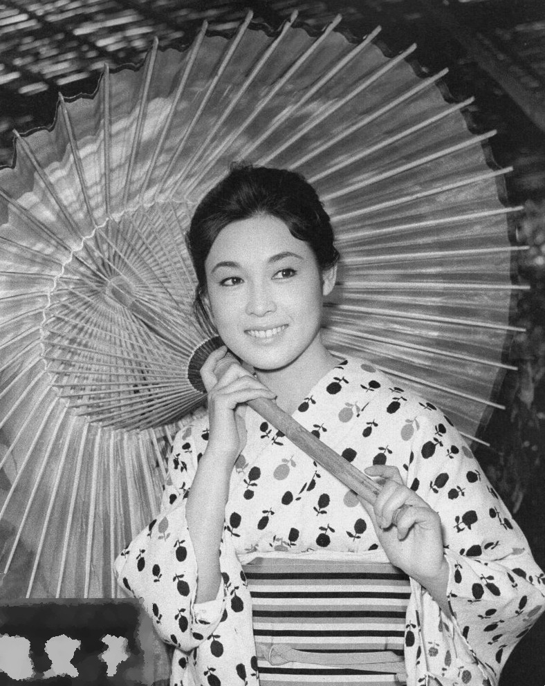 浮草
(1959)的剧照 浮草
(1959)的剧照