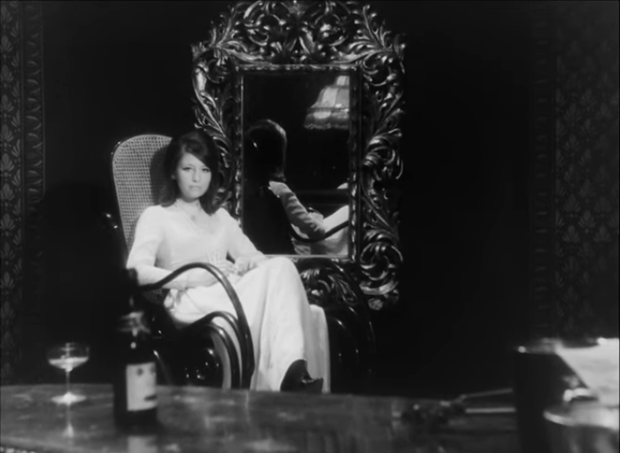 殉爱者(1967)的剧照 殉爱者(1967)的剧照