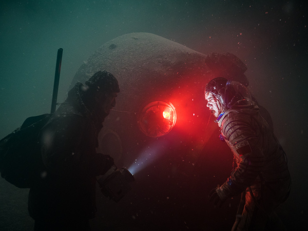 寄生异形(2020)的剧照 寄生异形(2020)的剧照