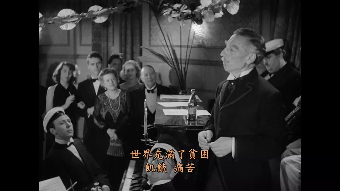 危机(1946)的剧照 危机(1946)的剧照