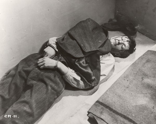 死囚越狱(1956)的剧照 死囚越狱(1956)的剧照