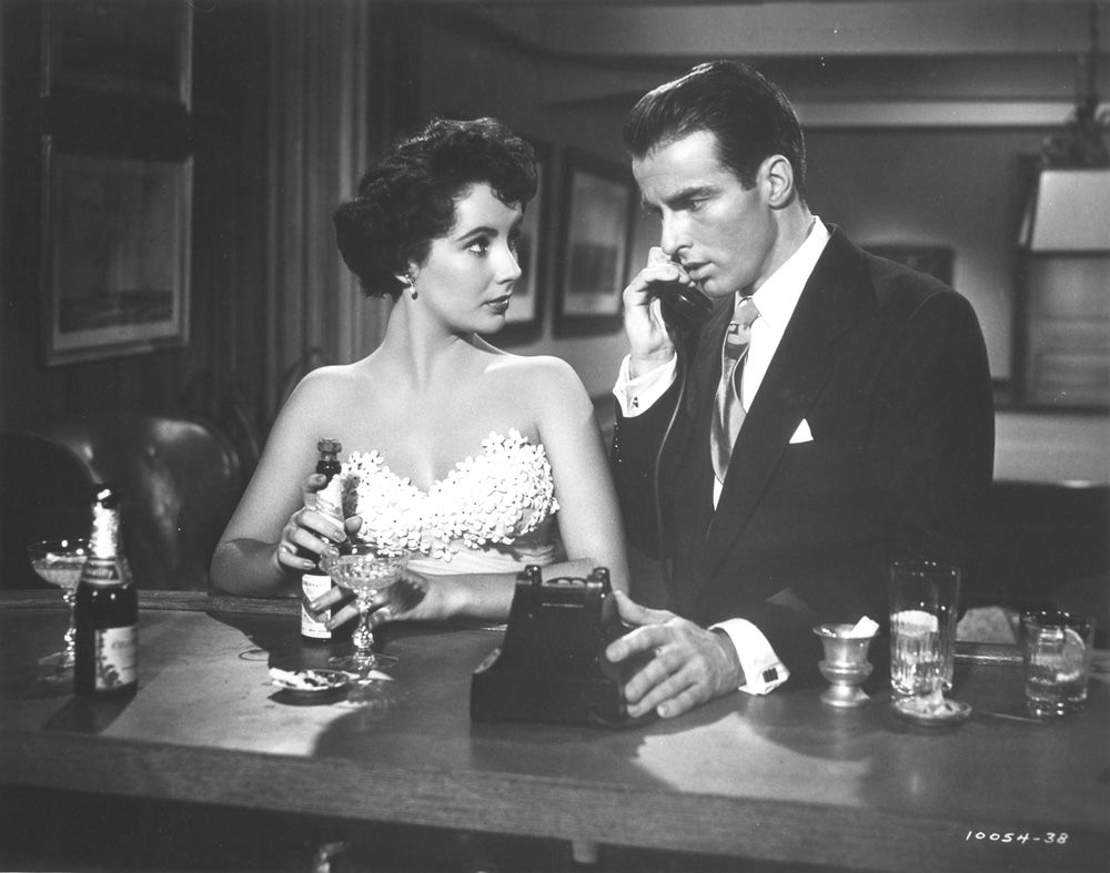 郎心似铁(1951)的剧照 郎心似铁(1951)的剧照