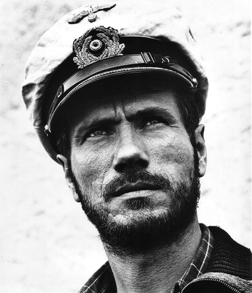 从海底出击(1981)的剧照 从海底出击(1981)的剧照