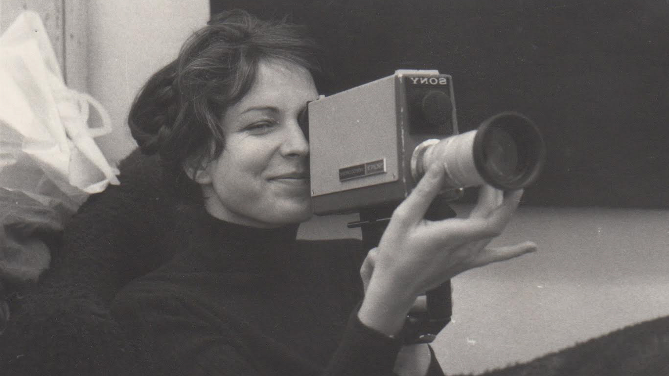 德菲因与卡罗尔:反叛缪斯(2019)的剧照 德菲因与卡罗尔:反叛缪斯(2019)的剧照