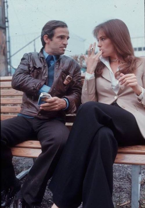 日以作夜(1973)的剧照 日以作夜(1973)的剧照