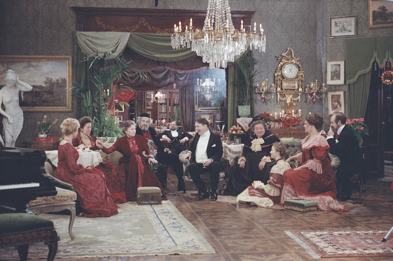 芬妮与亚历山大(1982)的剧照 芬妮与亚历山大(1982)的剧照