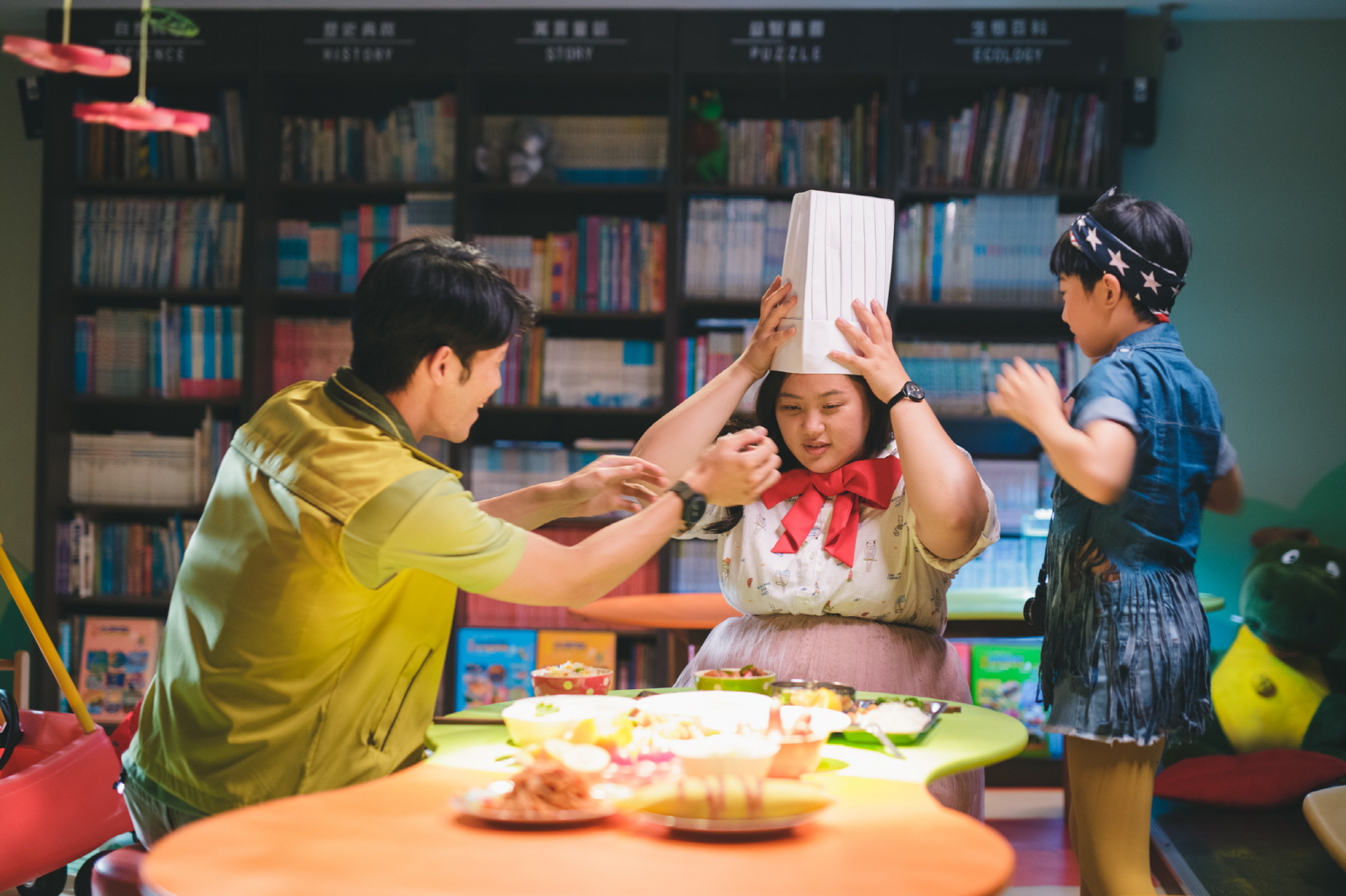 大饿(2019)的剧照 大饿(2019)的剧照