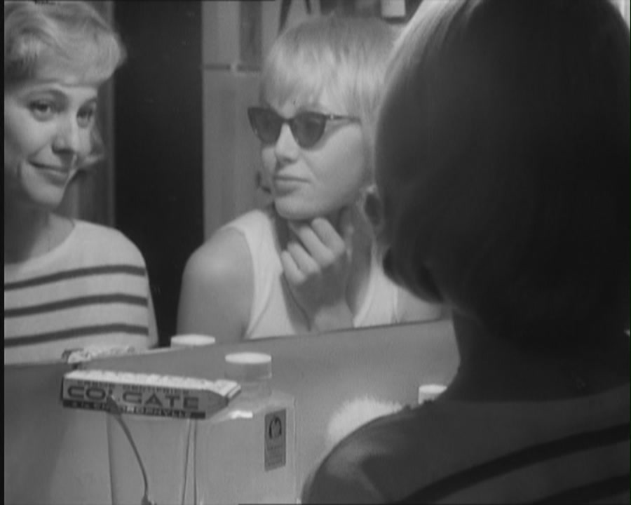 所有的男生都叫派翠克(1959)的剧照 所有的男生都叫派翠克(1959)的剧照