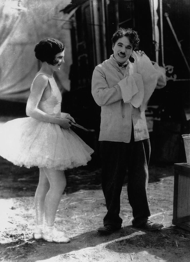 马戏团(1928)的剧照 马戏团(1928)的剧照