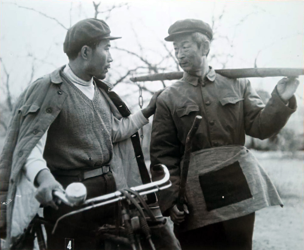 焦裕禄
(1990)的剧照 焦裕禄
(1990)的剧照