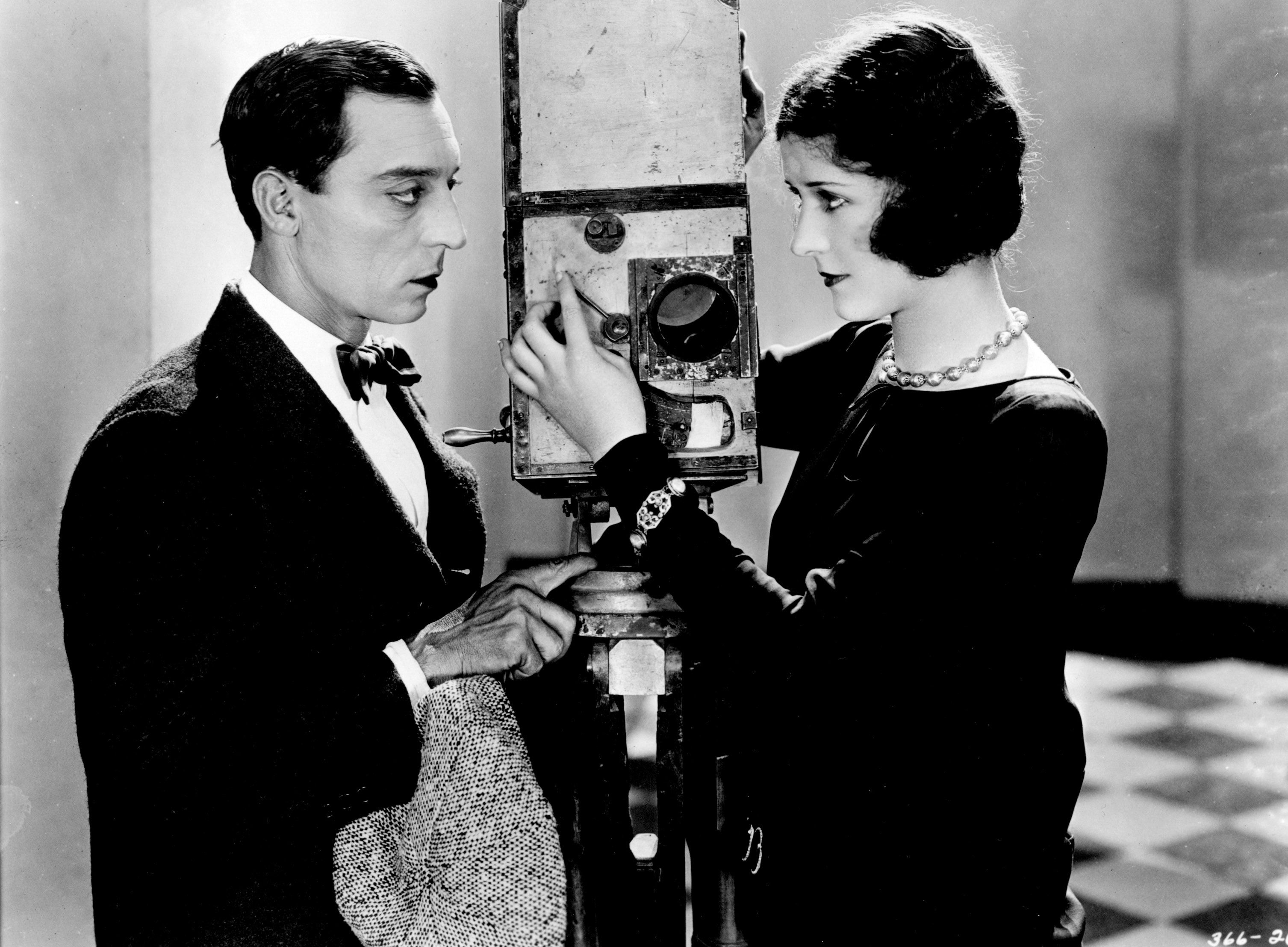 摄影师(1928)的剧照 摄影师(1928)的剧照