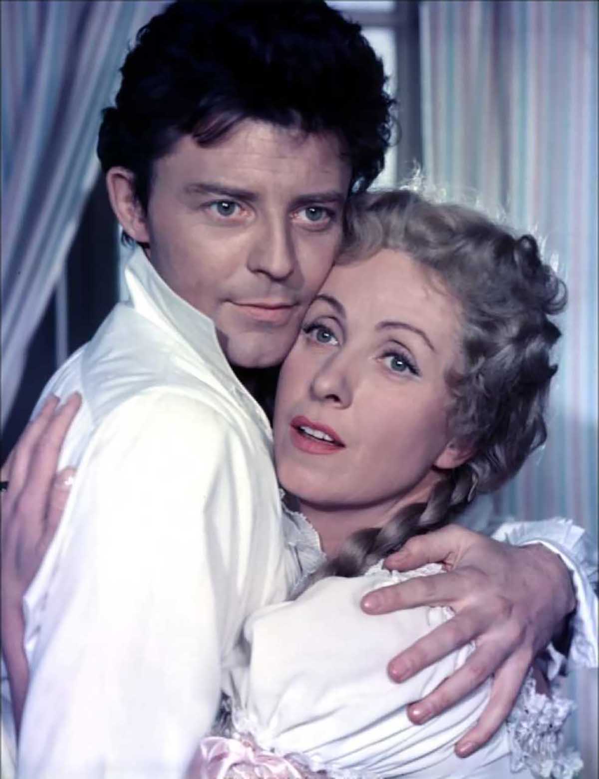 红与黑(1954)的剧照 红与黑(1954)的剧照