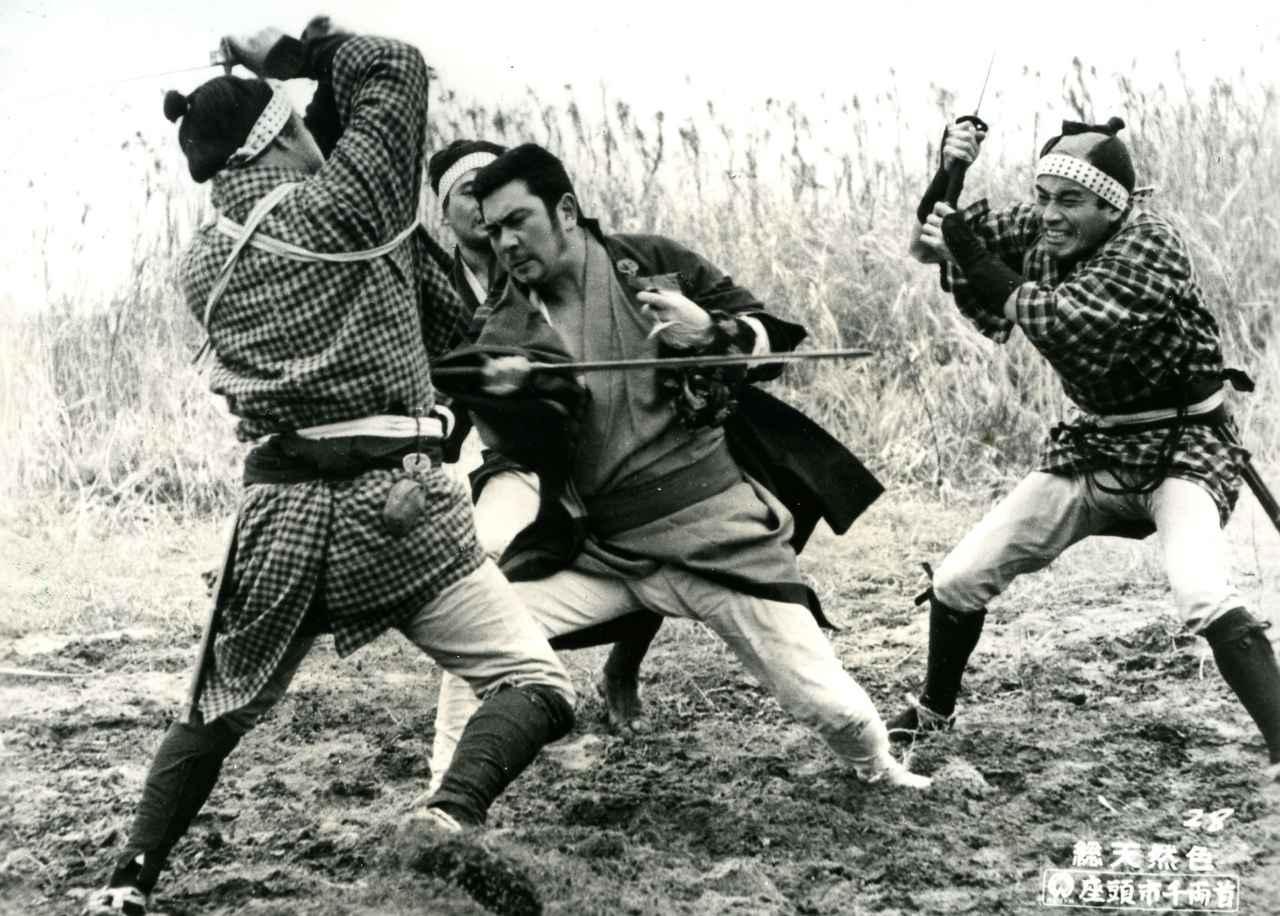 座头市千两首(1964)的剧照 座头市千两首(1964)的剧照