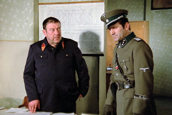 瓦尔特保卫萨拉热窝(1972)的剧照 瓦尔特保卫萨拉热窝(1972)的剧照