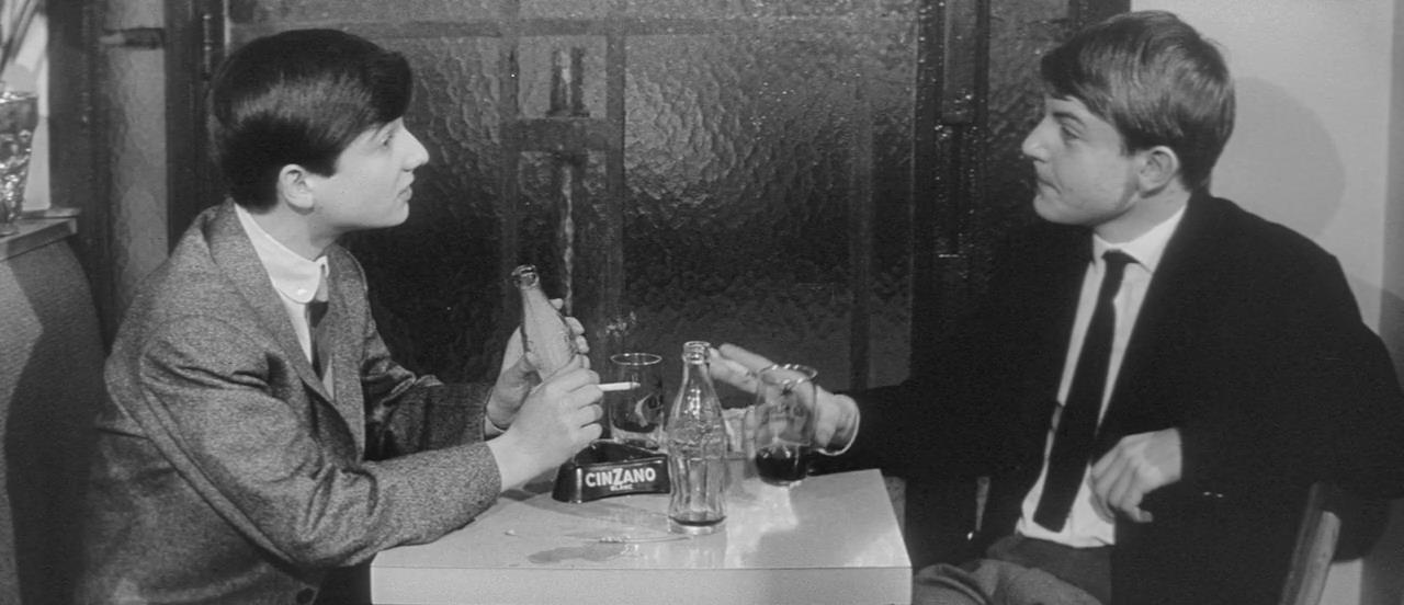 安托万与柯莱特(1962)的剧照 安托万与柯莱特(1962)的剧照