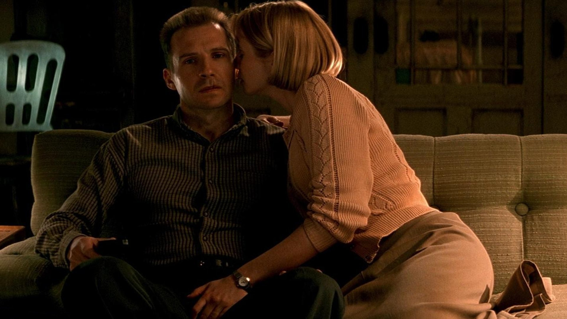 红龙(2002)的剧照 红龙(2002)的剧照