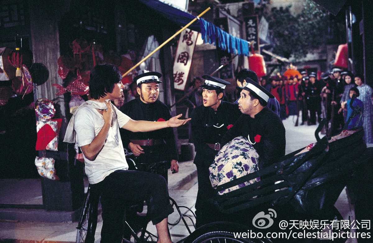 七十二家房客
(1973)的剧照 七十二家房客
(1973)的剧照