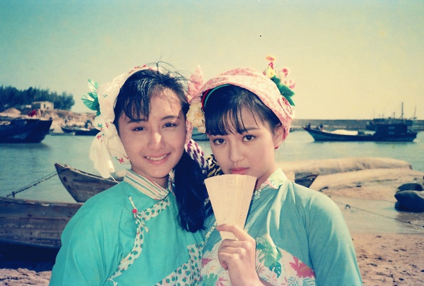 双镯(1991)的剧照 双镯(1991)的剧照