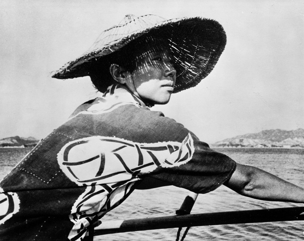 裸岛(1960)的剧照 裸岛(1960)的剧照