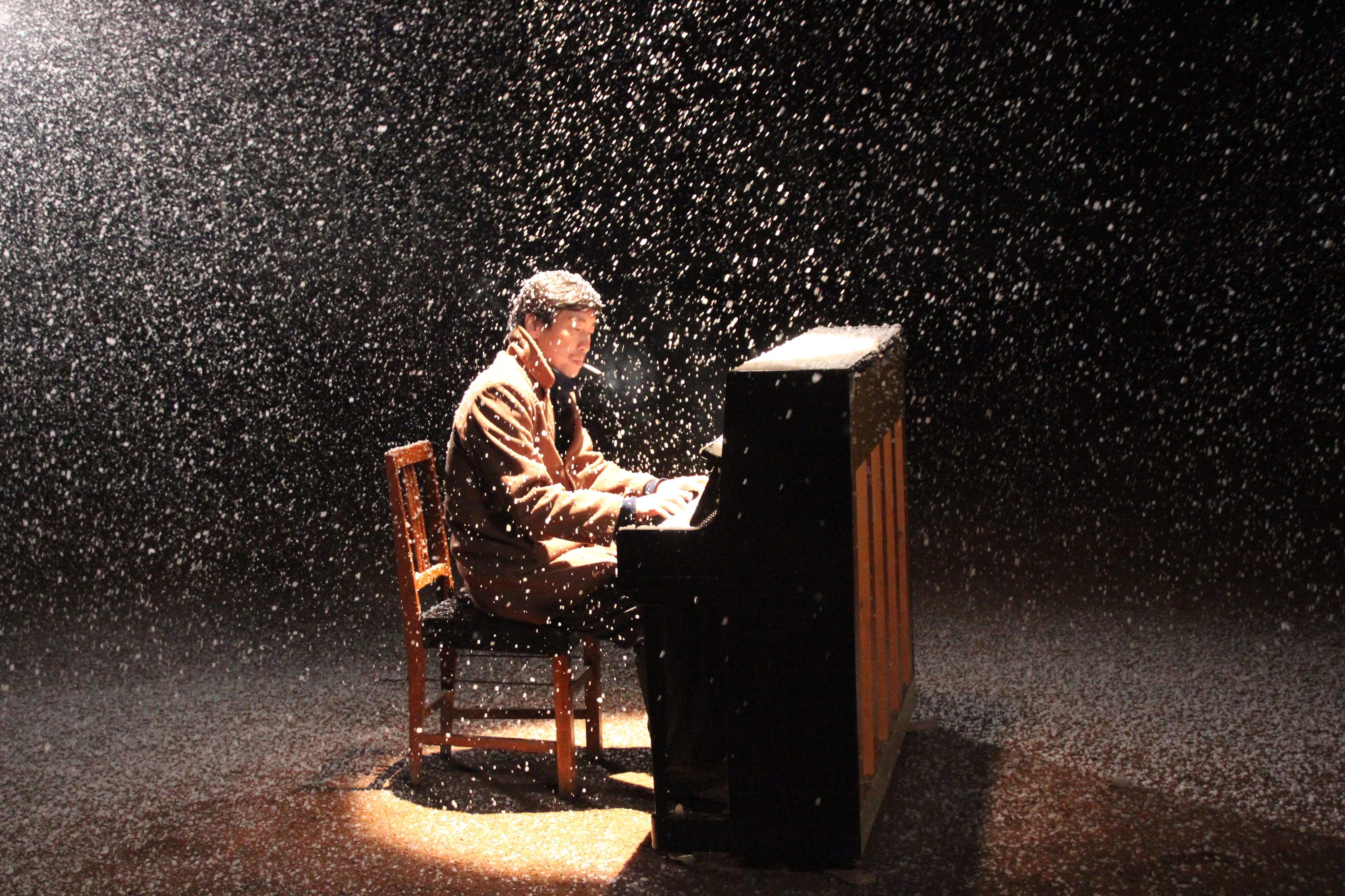 钢的琴
(2010)的剧照 钢的琴
(2010)的剧照