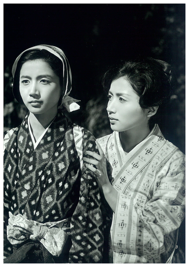 古都
(1963)的剧照 古都
(1963)的剧照