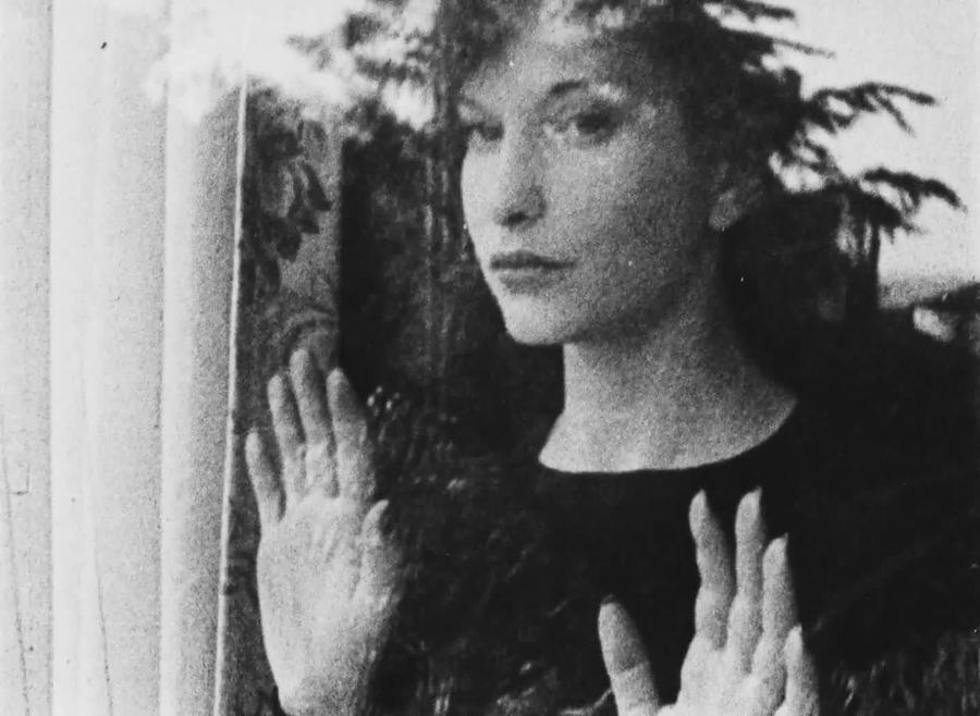 午后的迷惘(1943)的剧照 午后的迷惘(1943)的剧照