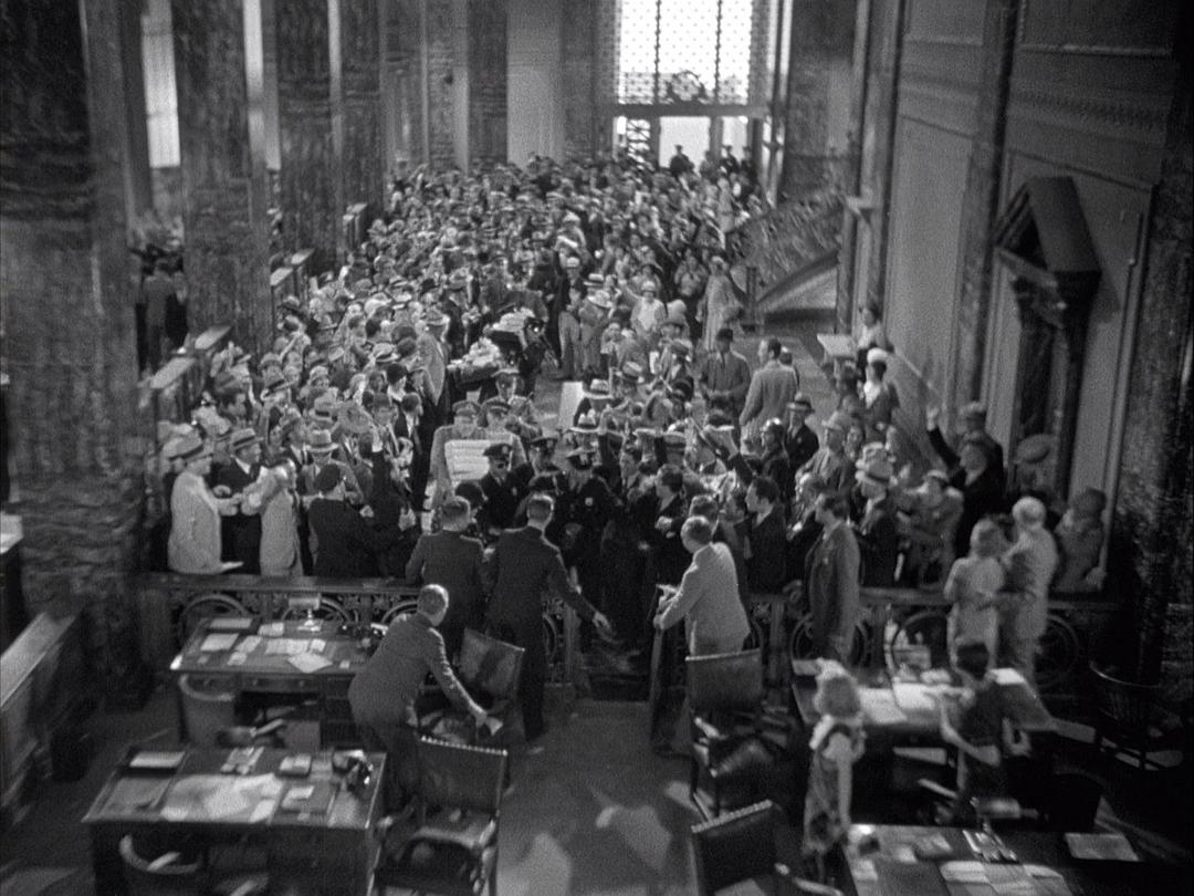 美国疯狂(1932)的剧照 美国疯狂(1932)的剧照