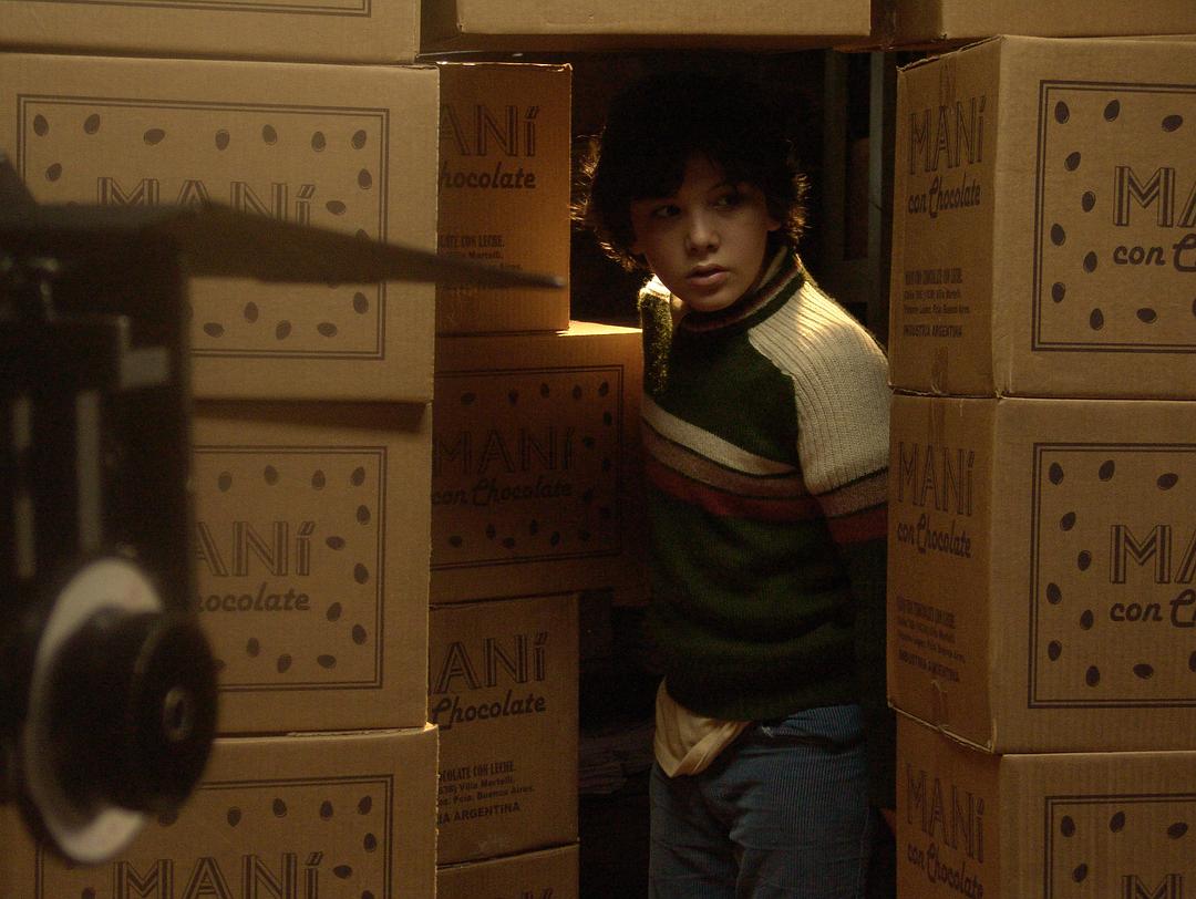 我的双面童年(2011)的剧照 我的双面童年(2011)的剧照