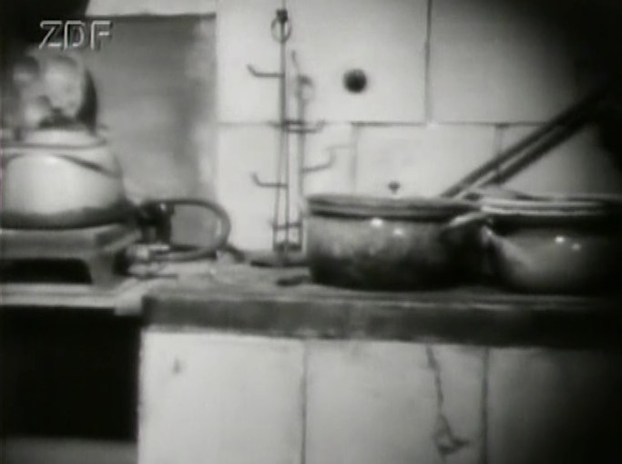 母亲克劳泽升天记(1929)的剧照 母亲克劳泽升天记(1929)的剧照