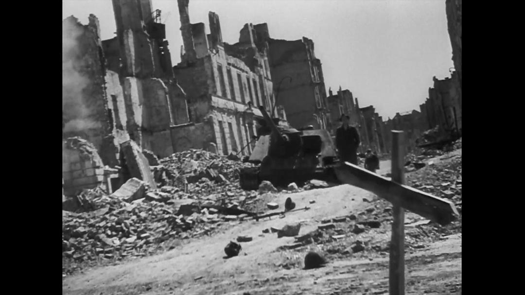 凶手就在我们中间(1946)的剧照 凶手就在我们中间(1946)的剧照