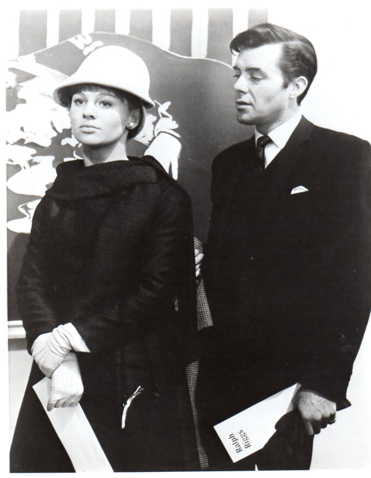 亲爱的(1965)的剧照 亲爱的(1965)的剧照