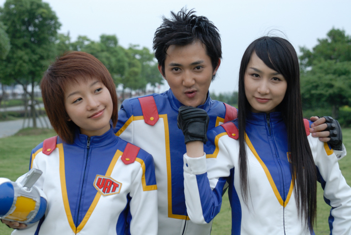 金甲战士
(2008)的剧照 金甲战士
(2008)的剧照