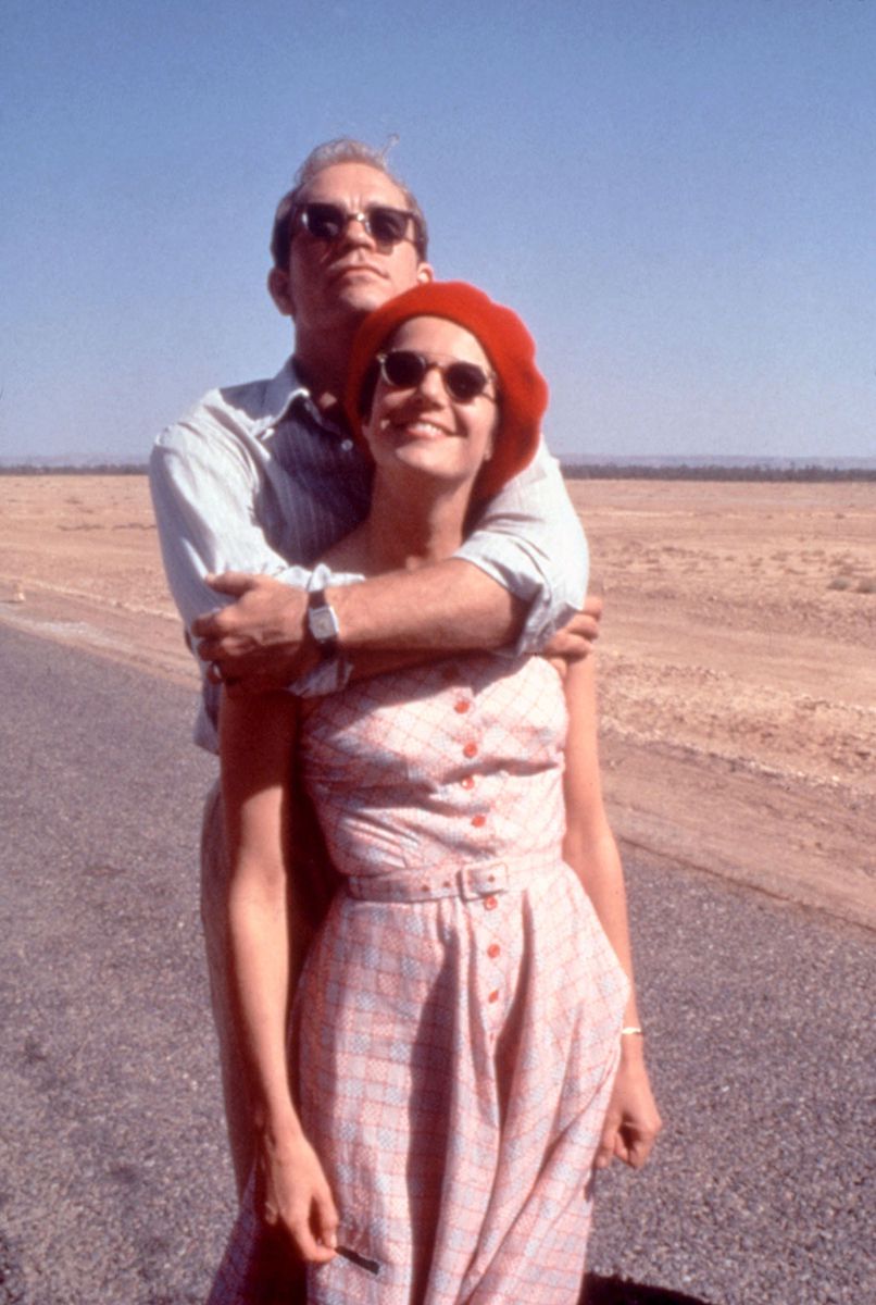 遮蔽的天空(1990)的剧照 遮蔽的天空(1990)的剧照