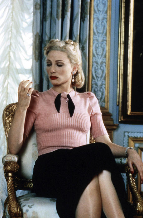 纵情四海(2000)的剧照 纵情四海(2000)的剧照