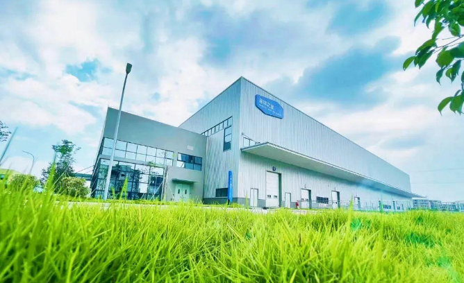 专访海洋之星杨金玉:我们定义的烘焙粮是100%真鲜肉 专访海洋之星杨金玉:我们定义的烘焙粮是100%真鲜肉