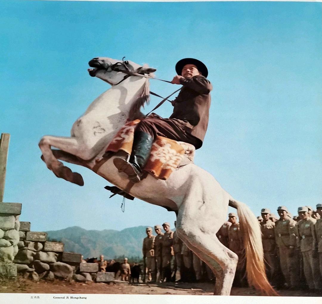 吉鸿昌
(1979)的剧照 吉鸿昌
(1979)的剧照