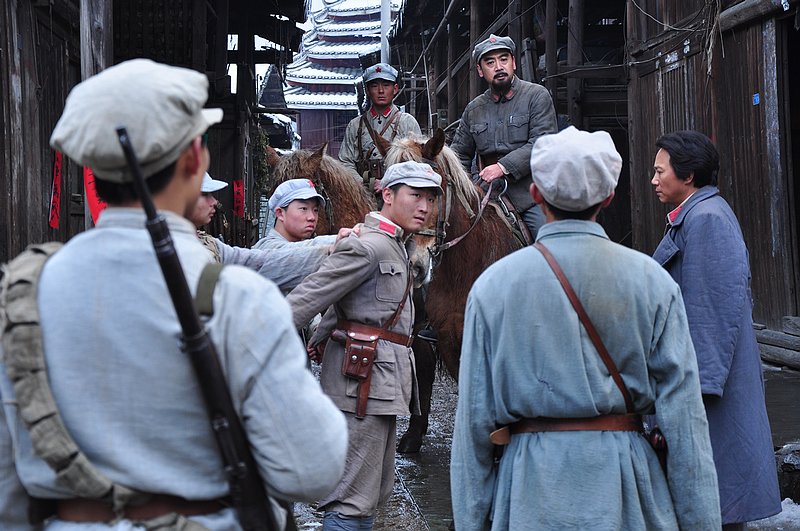 通道转兵
(2011)的剧照 通道转兵
(2011)的剧照