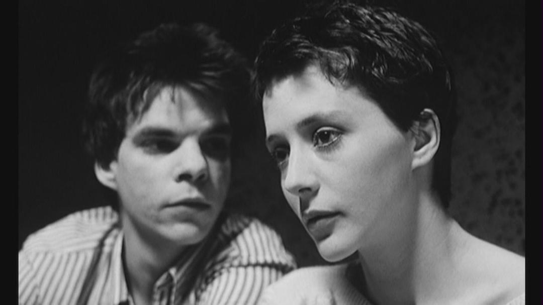 男孩遇见女孩(1984)的剧照 男孩遇见女孩(1984)的剧照