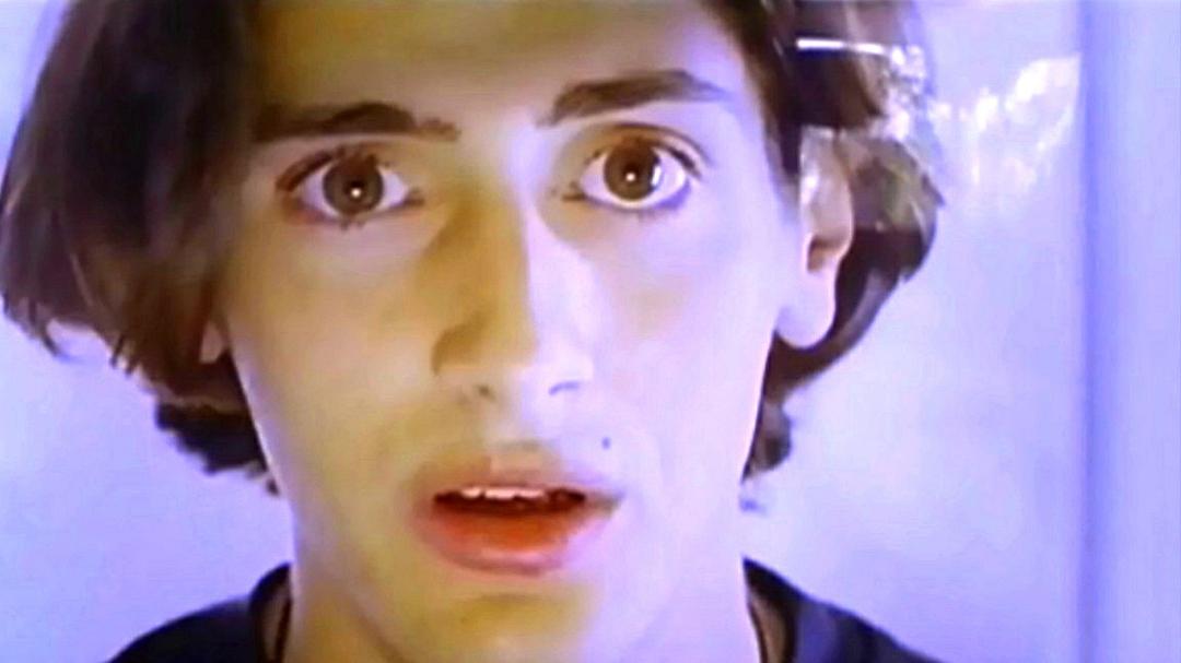 (Hache)
(1997)的剧照 (Hache)
(1997)的剧照