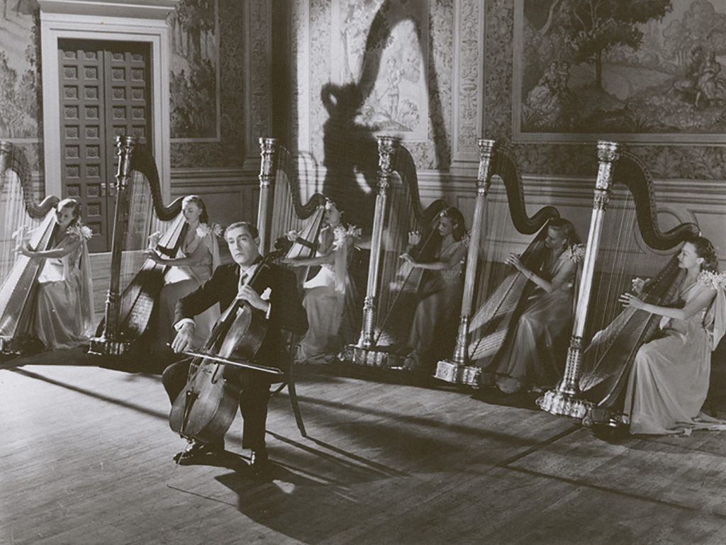 卡耐基音乐厅(1947)的剧照 卡耐基音乐厅(1947)的剧照