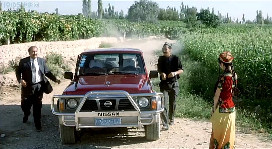 吐鲁番情歌
(2006)的剧照 吐鲁番情歌
(2006)的剧照