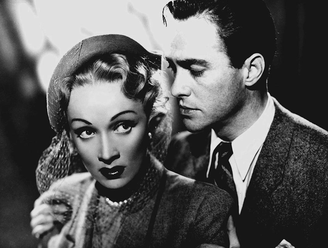 欲海惊魂(1950)的剧照 欲海惊魂(1950)的剧照