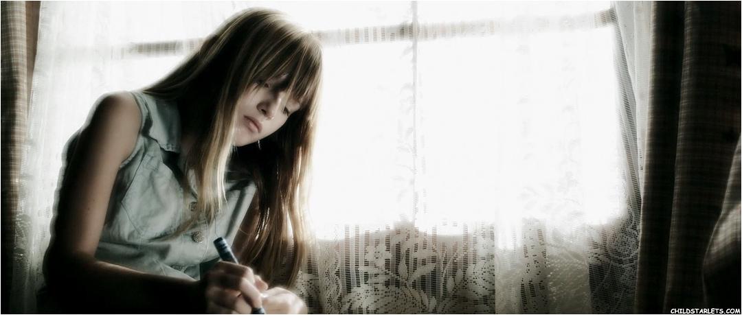 勿忘我(2009)的剧照 勿忘我(2009)的剧照